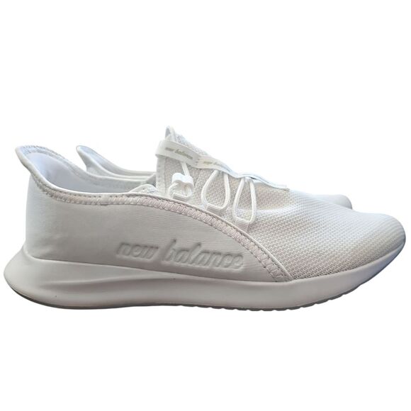 New Balance Shoes - New Balance DynaSoft Lowky Alt V1 Sneakers White Sz10 Lightweight Running Shoes